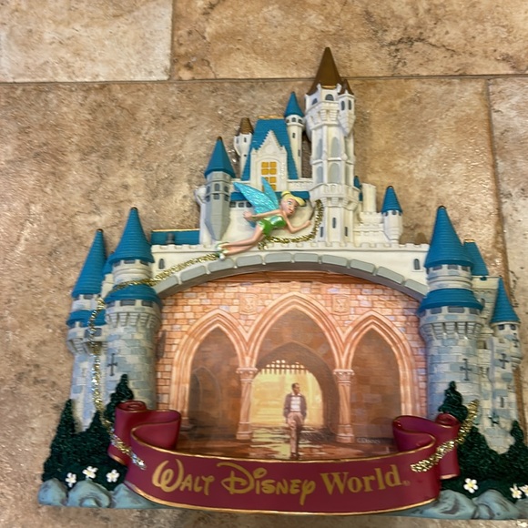 Walt Disney world picture frame - Picture 3 of 4